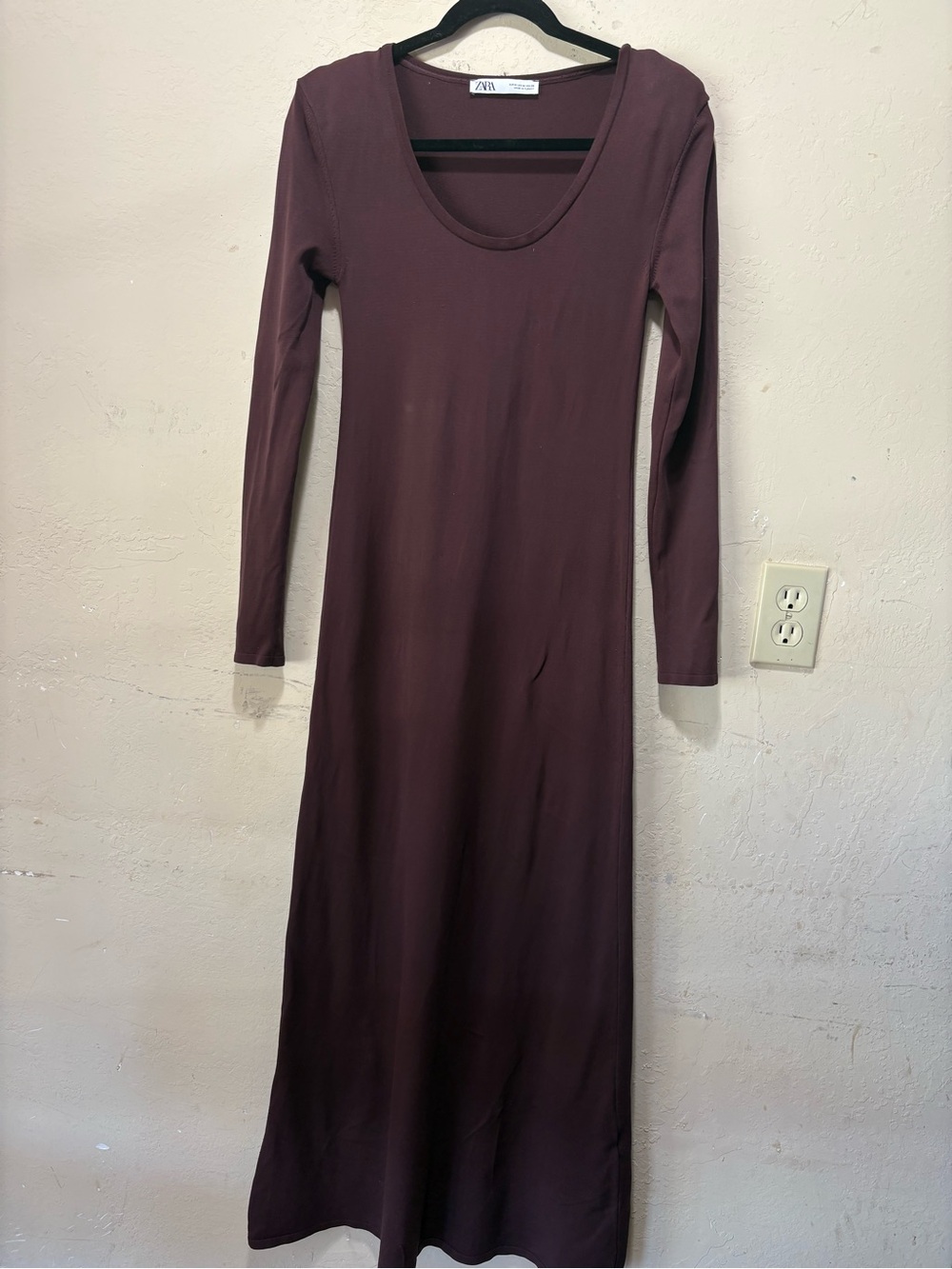 ZARA Long Sleeve Scoop Neck Maxi Dress - Plum Burgundy
